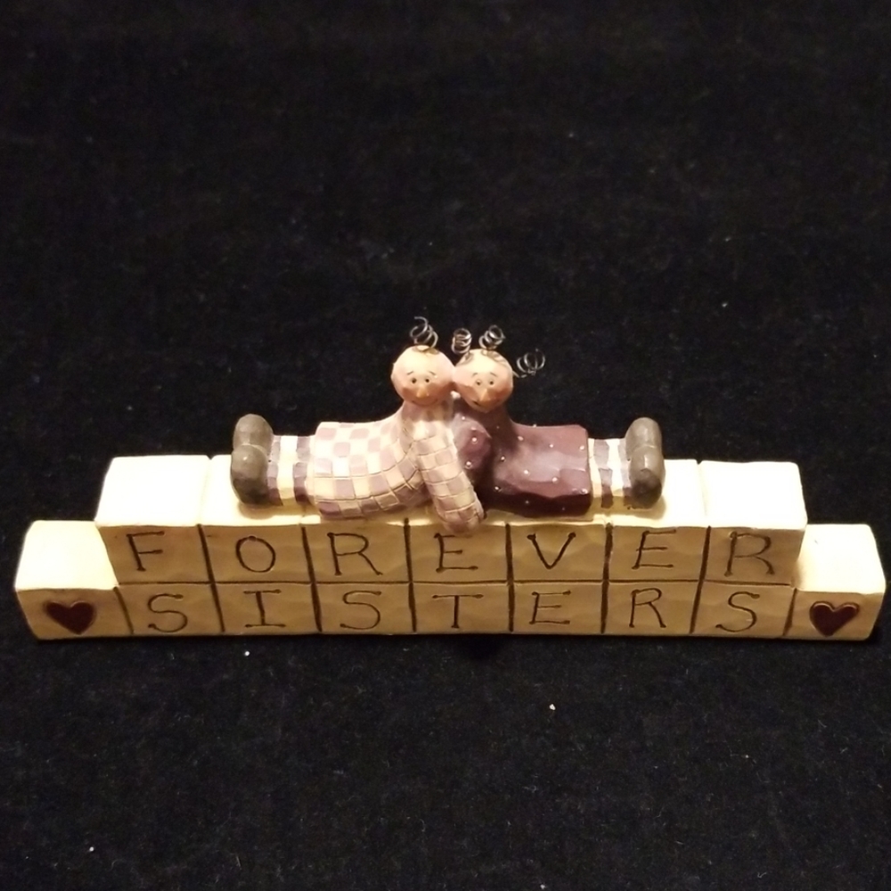 SUZI, Forever Sisters, decorative piece